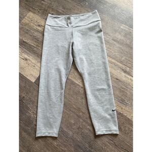 Nike Crop Leggings Size Large